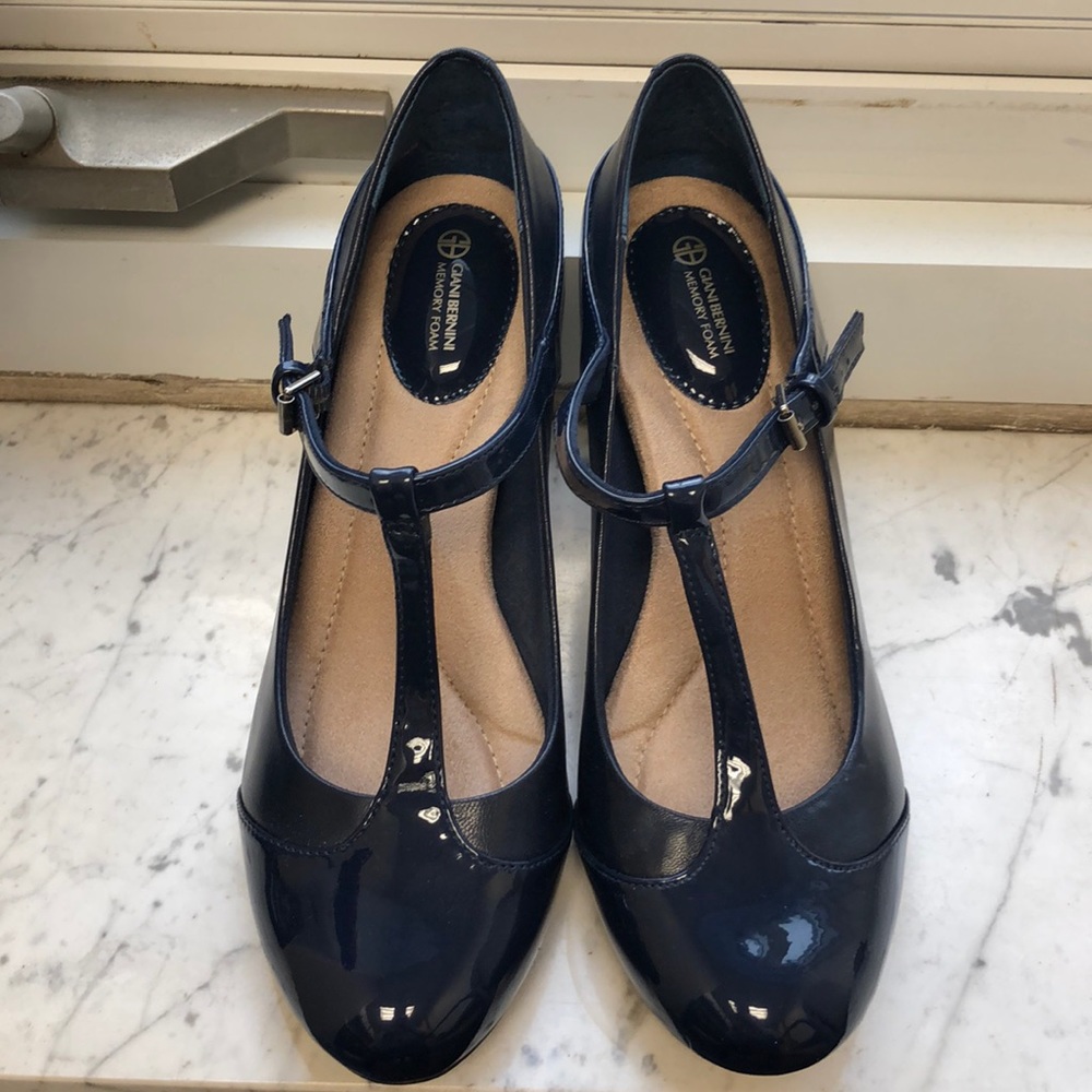 Memory foam heels
